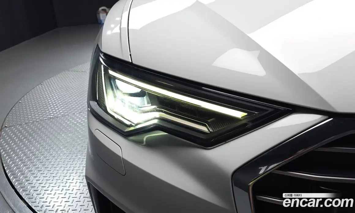 Audi A6 2020 2.0 автомат (гидро), фото 8