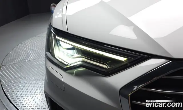 Audi A6 2020 2.0 автомат (гидро), миниатюра 8