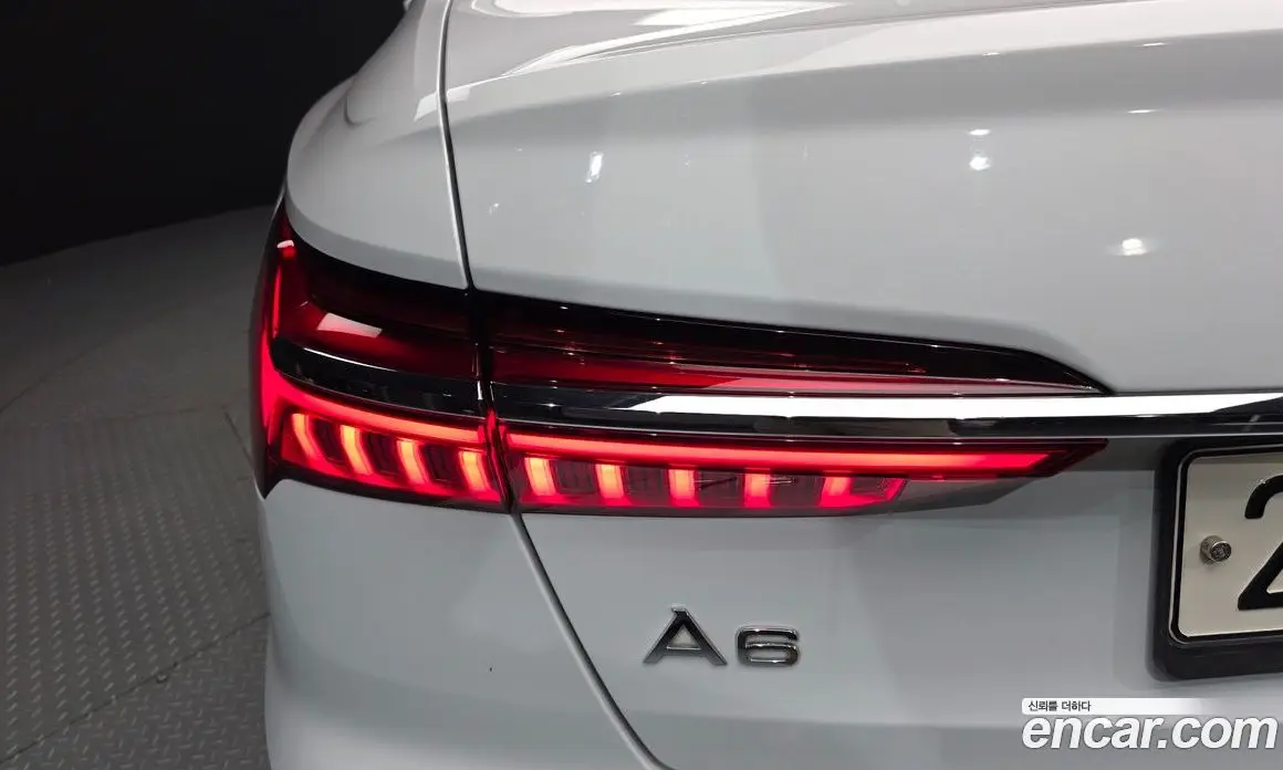 Audi A6 2020 2.0 автомат (гидро), фото 9