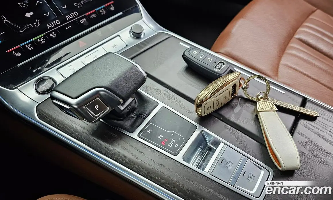 Audi A6 2021 2.0 автомат (гидро), фото 12