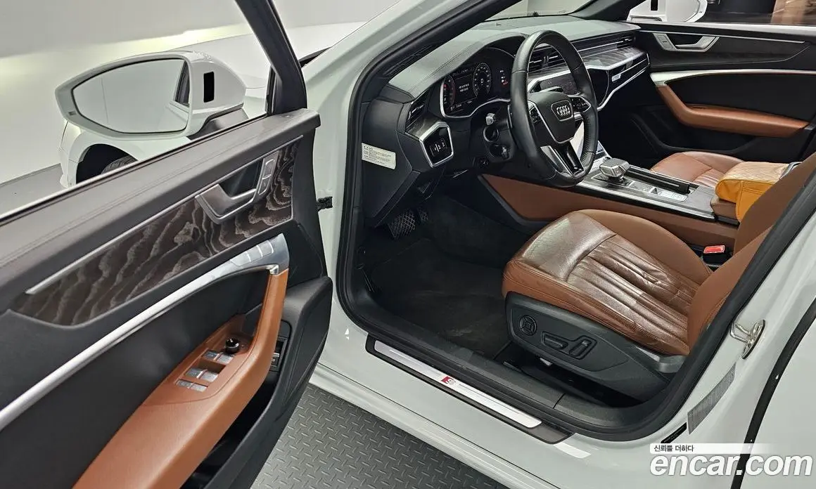 Audi A6 2021 2.0 автомат (гидро), фото 13