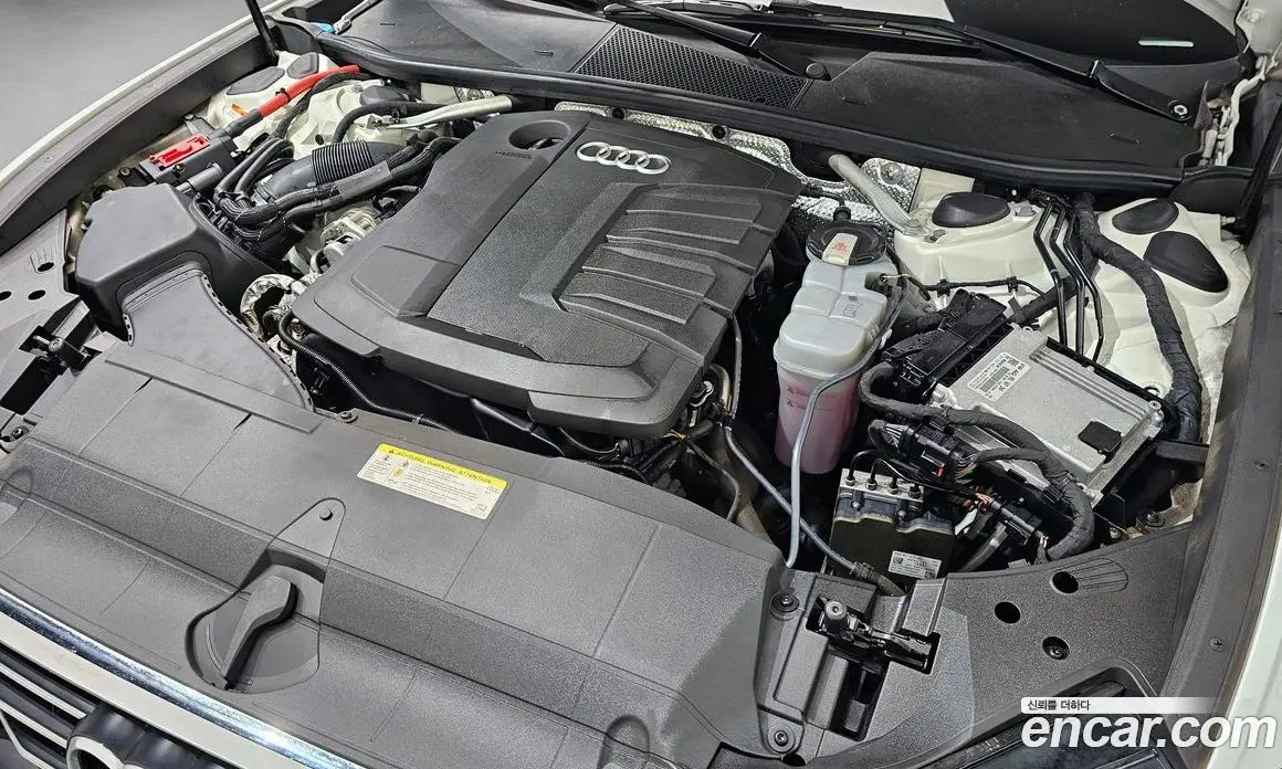Audi A6 2021 2.0 автомат (гидро), фото 6