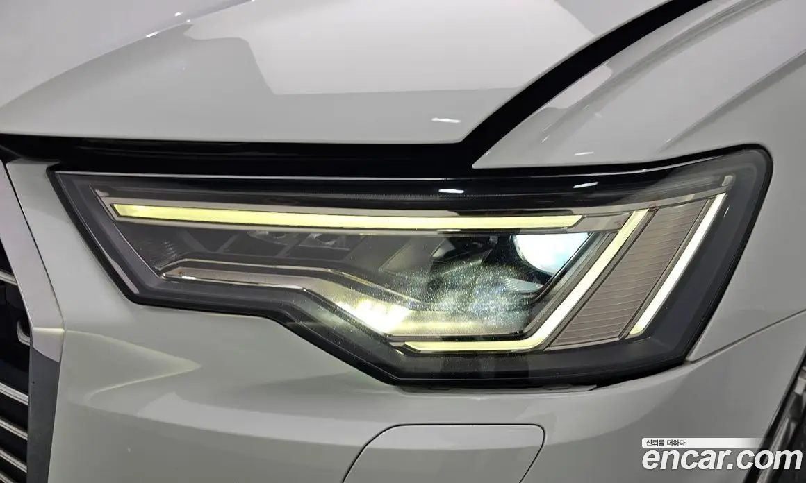 Audi A6 2021 2.0 автомат (гидро), фото 8