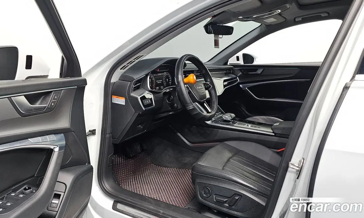 Audi A6 2021 2.0 автомат (гидро), фото 12