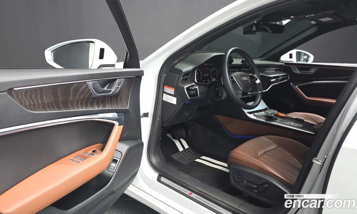 Audi A6 2023 2.0 автомат (гидро), фото 13