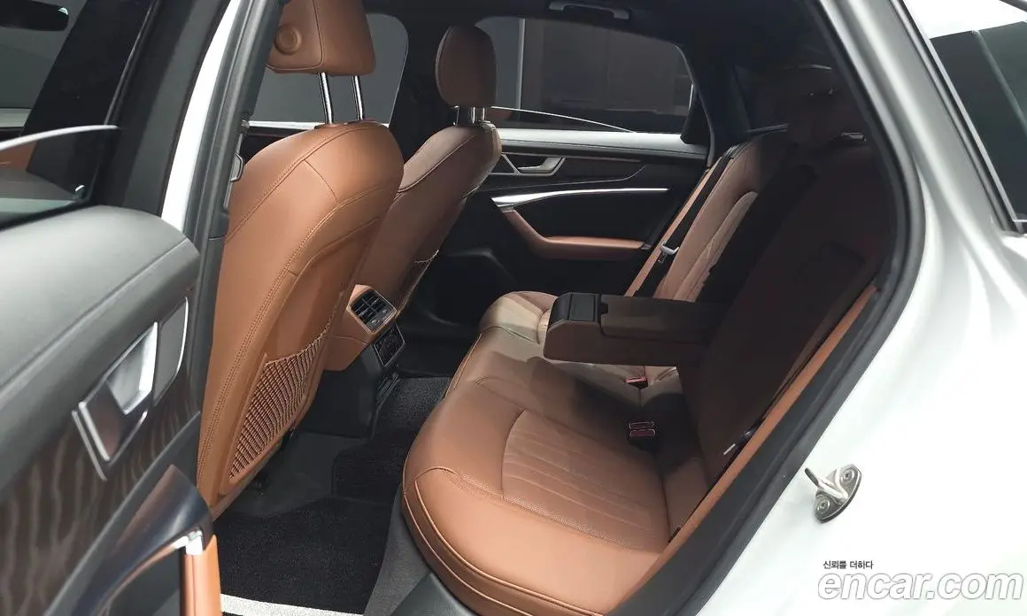 Audi A6 2023 2.0 автомат (гидро), фото 16