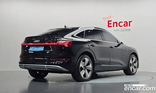 Audi e-tron 2021 0.2 автомат (гидро), миниатюра 2 Audi e-tron 2021 0.2 автомат (гидро), миниатюра 2