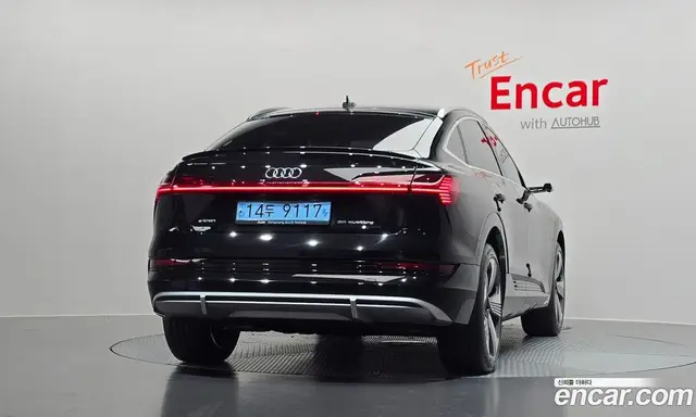 Audi e-tron 2021 0.2 автомат (гидро), миниатюра 4 Audi e-tron 2021 0.2 автомат (гидро), миниатюра 4