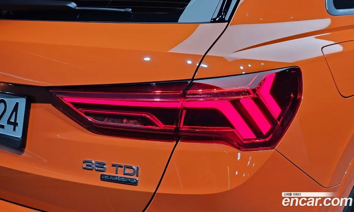 Audi Q3 2023 2.0 автомат (гидро), фото 9