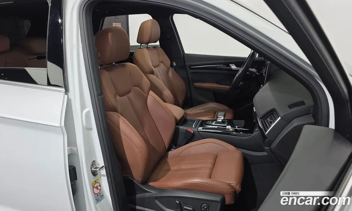 Audi Q5 2022 2.0 автомат (гидро), фото 12
