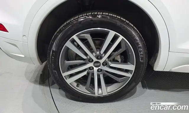 Audi Q5 2022 2.0 автомат (гидро), миниатюра 5