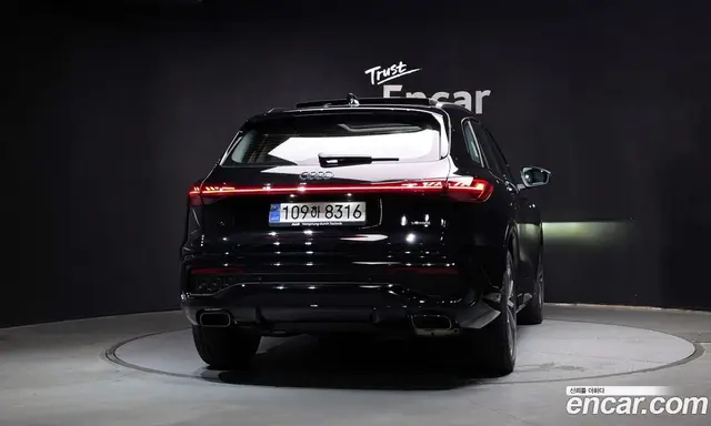 Audi Q5 2025 2.0 автомат (гидро), миниатюра 4 Audi Q5 2025 2.0 автомат (гидро), миниатюра 4