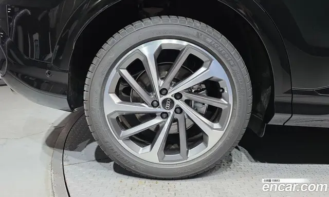 Audi Q5 2025 2.0 автомат (гидро), миниатюра 5 Audi Q5 2025 2.0 автомат (гидро), миниатюра 5