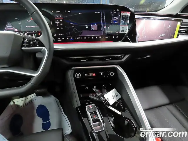 Audi Q5 2025 2.0 автомат (гидро), миниатюра 9