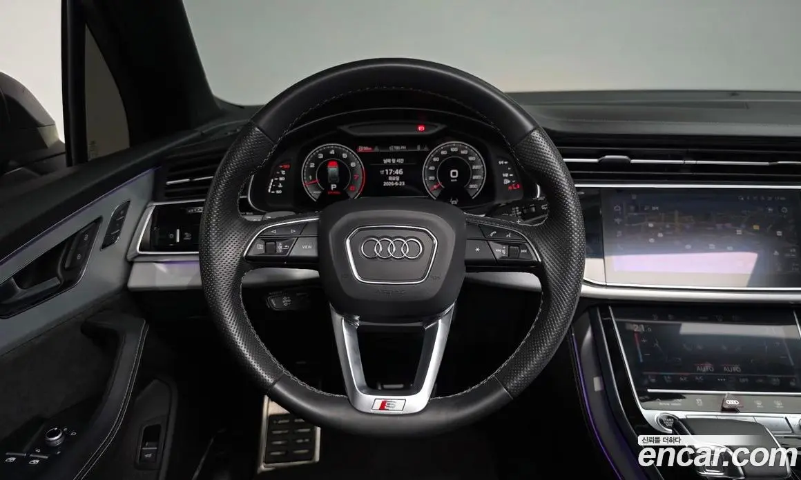 Audi Q7 2022 3.0 автомат (гидро), фото 17
