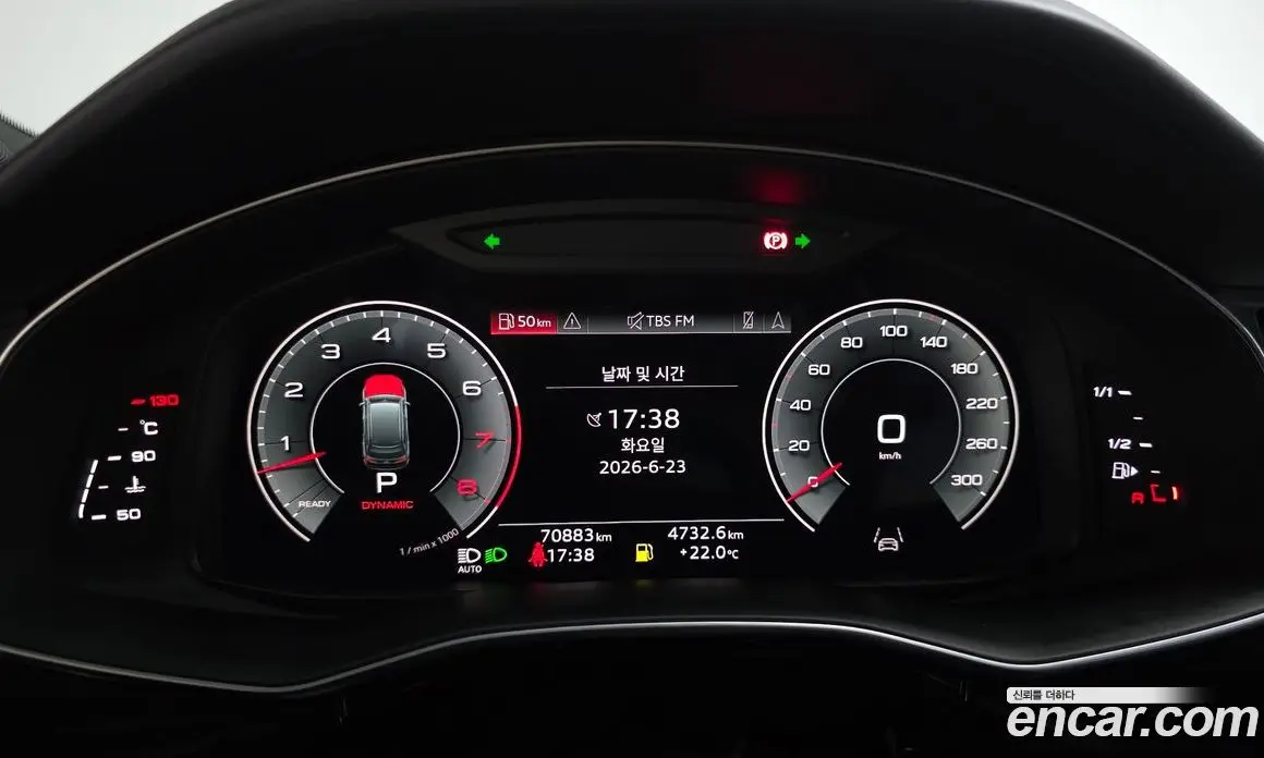 Audi Q7 2022 3.0 автомат (гидро), фото 10