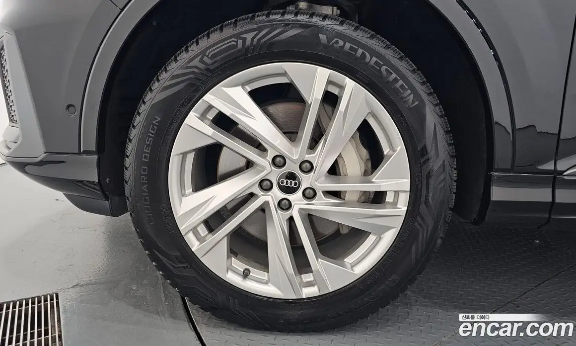 Audi Q7 2022 3.0 автомат (гидро), фото 5 Audi Q7 2022 3.0 автомат (гидро), фото 5