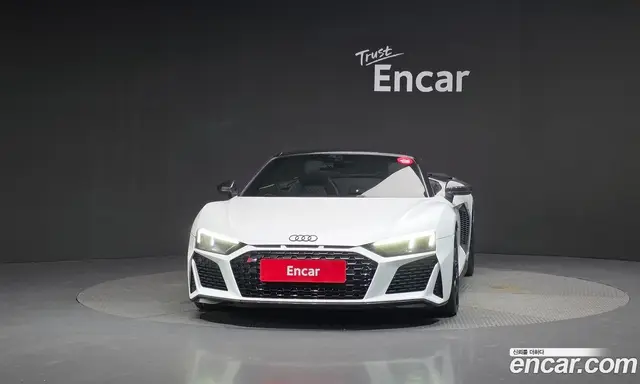 Audi R8 2019 5.2 АКПП, миниатюра 3