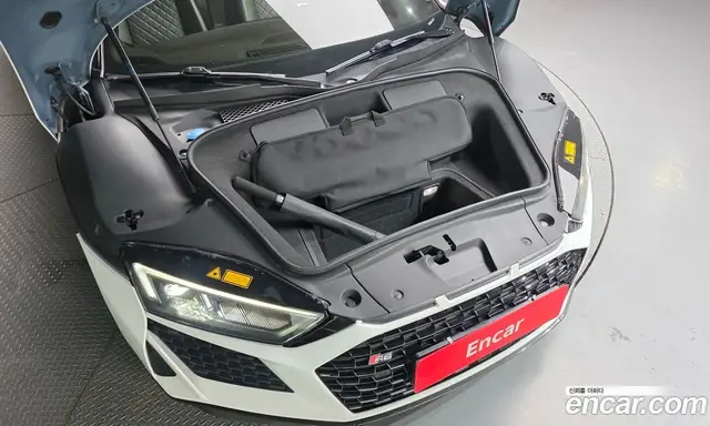 Audi R8 2019 5.2 АКПП, миниатюра 6