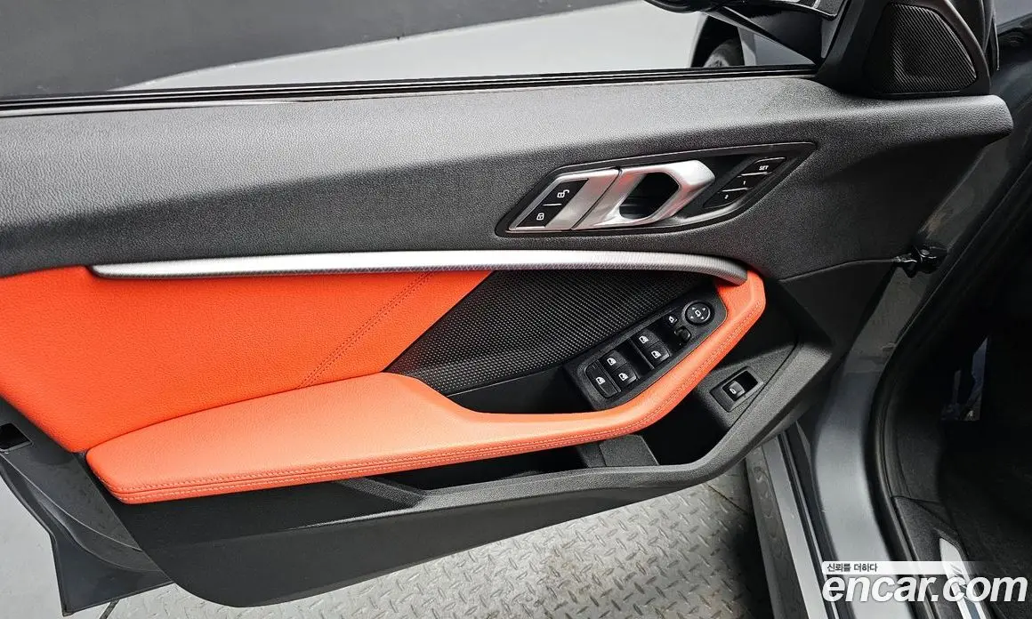 BMW 1 серия 2022 2.0 автомат (гидро), фото 13