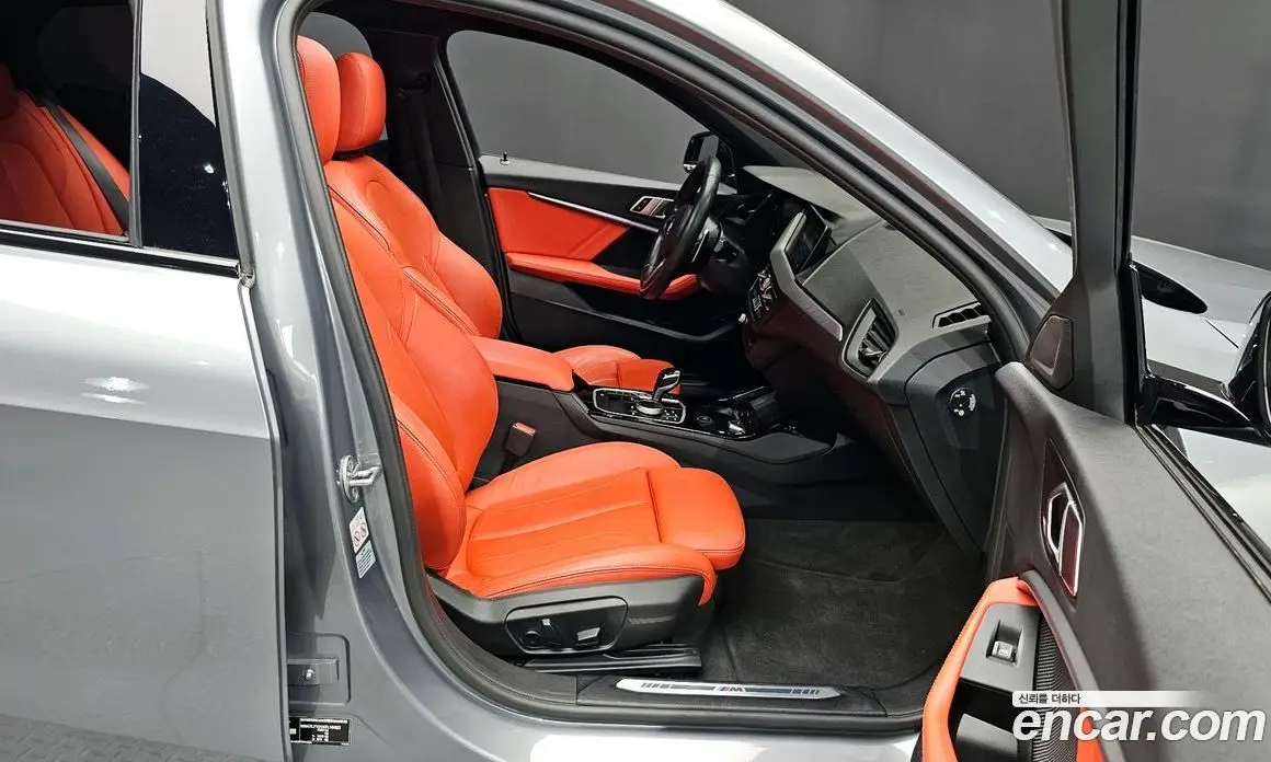 BMW 1 серия 2022 2.0 автомат (гидро), фото 15