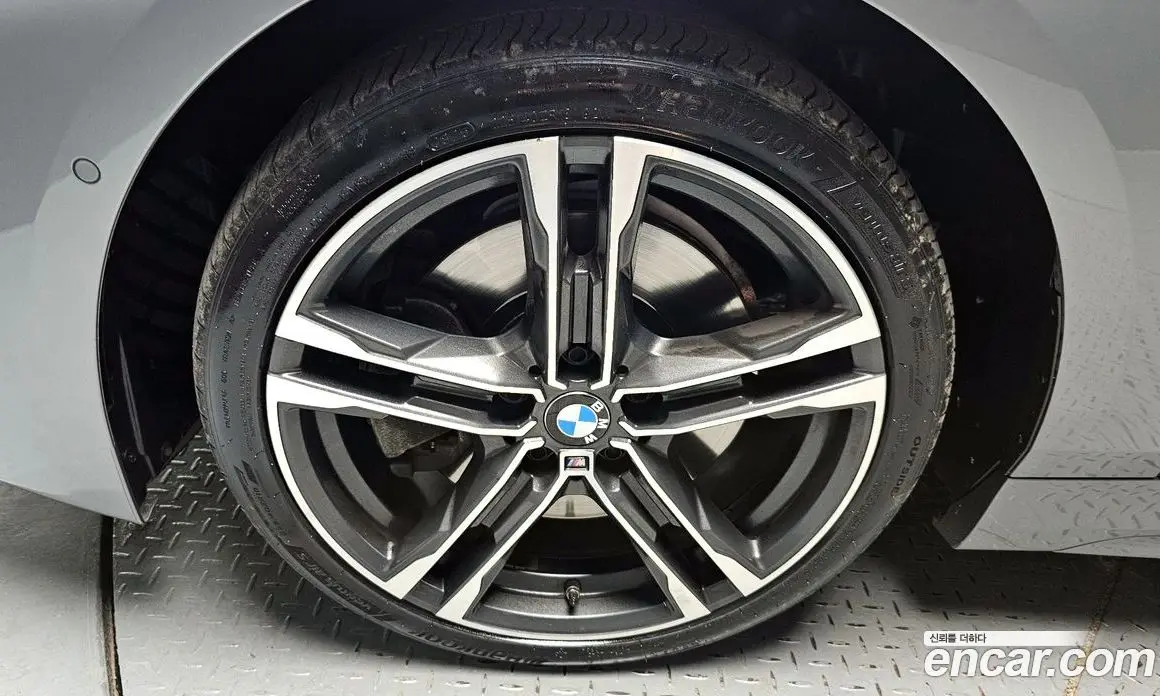 BMW 1 серия 2022 2.0 автомат (гидро), фото 4