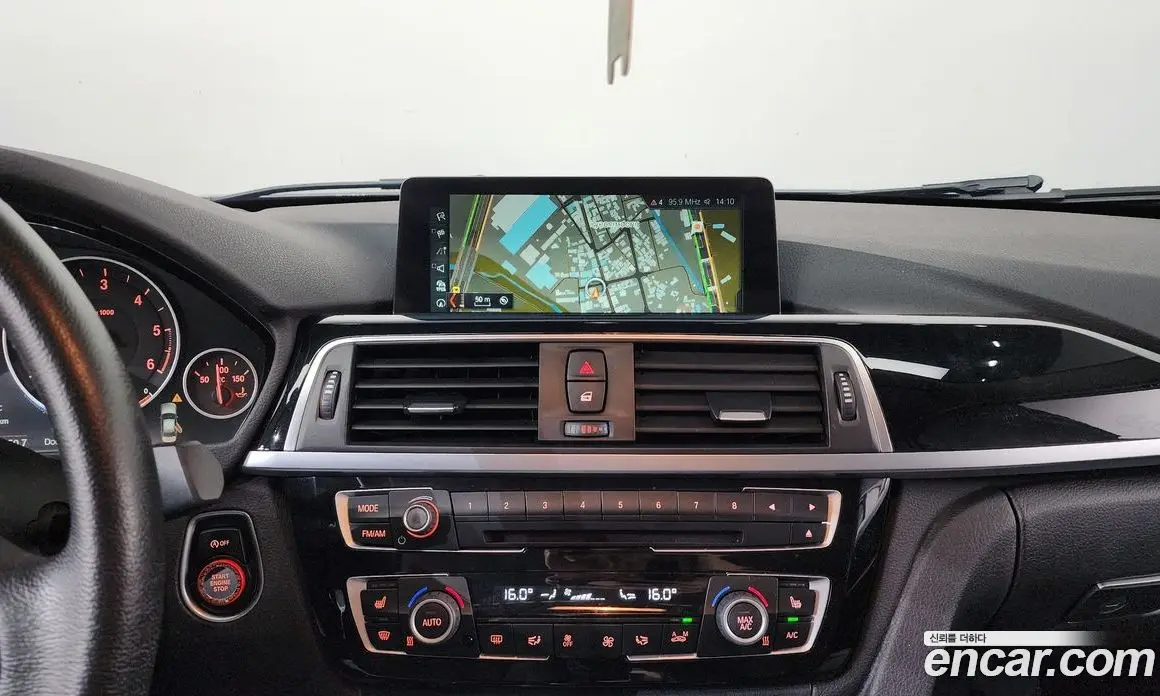 BMW 3 серия 2017 2.0 автомат (гидро), фото 18 BMW 3 серия 2017 2.0 автомат (гидро), фото 18