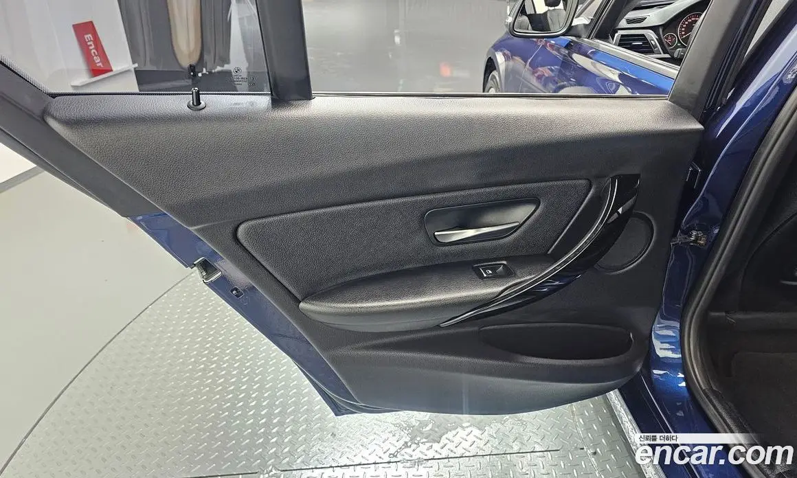 BMW 3 серия 2018 2.0 автомат (гидро), фото 14 BMW 3 серия 2018 2.0 автомат (гидро), фото 14