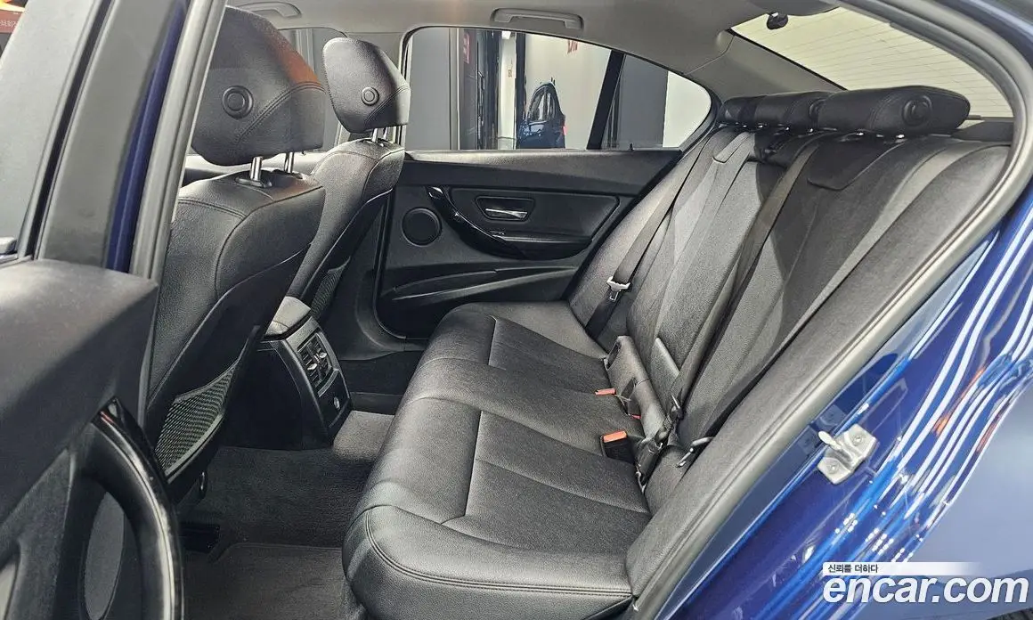 BMW 3 серия 2018 2.0 автомат (гидро), фото 17 BMW 3 серия 2018 2.0 автомат (гидро), фото 17