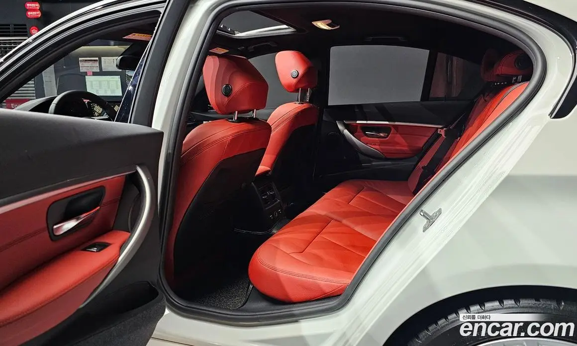 BMW 3 серия 2018 2.0 автомат (гидро), фото 15