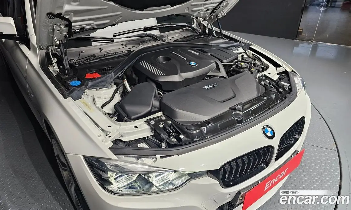 BMW 3 серия 2018 2.0 автомат (гидро), фото 5