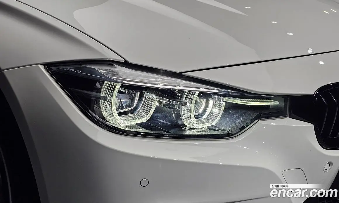 BMW 3 серия 2018 2.0 автомат (гидро), фото 7