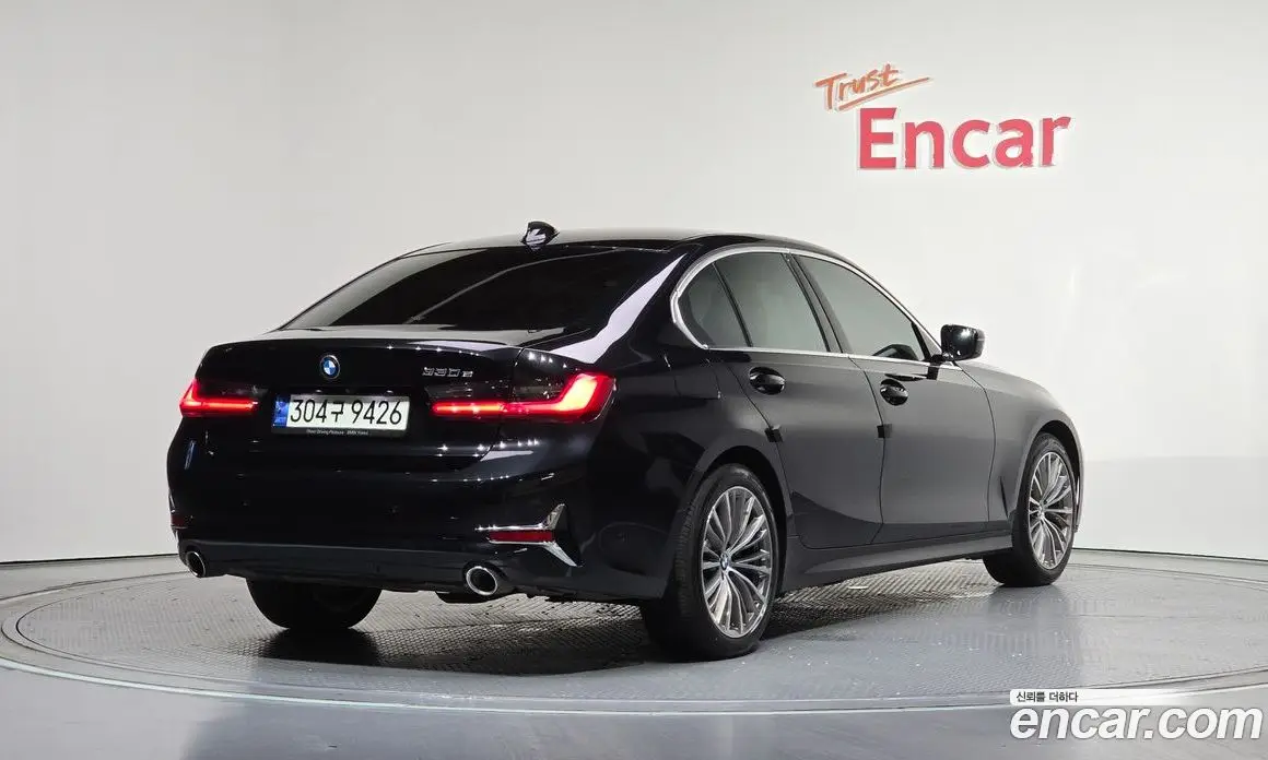 BMW 3 серия 2021 2.0 автомат (гидро), фото 1 BMW 3 серия 2021 2.0 автомат (гидро), фото 1