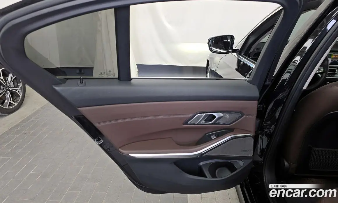 BMW 3 серия 2021 2.0 автомат (гидро), фото 14 BMW 3 серия 2021 2.0 автомат (гидро), фото 14