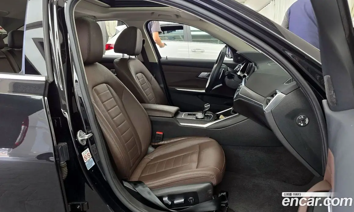 BMW 3 серия 2021 2.0 автомат (гидро), фото 15 BMW 3 серия 2021 2.0 автомат (гидро), фото 15