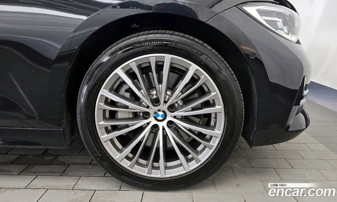 BMW 3 серия 2021 2.0 автомат (гидро), фото 6 BMW 3 серия 2021 2.0 автомат (гидро), фото 6