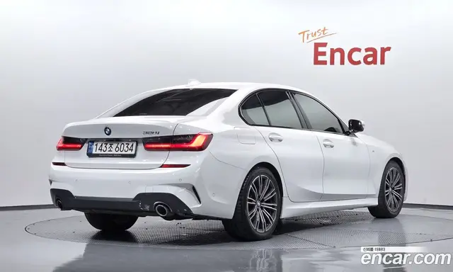 BMW 3 серия, 2021, 84 111 км