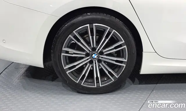 BMW 3 серия 2021 2.0 автомат (гидро), миниатюра 4 BMW 3 серия 2021 2.0 автомат (гидро), миниатюра 4