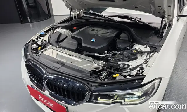 BMW 3 серия 2021 2.0 автомат (гидро), миниатюра 5 BMW 3 серия 2021 2.0 автомат (гидро), миниатюра 5