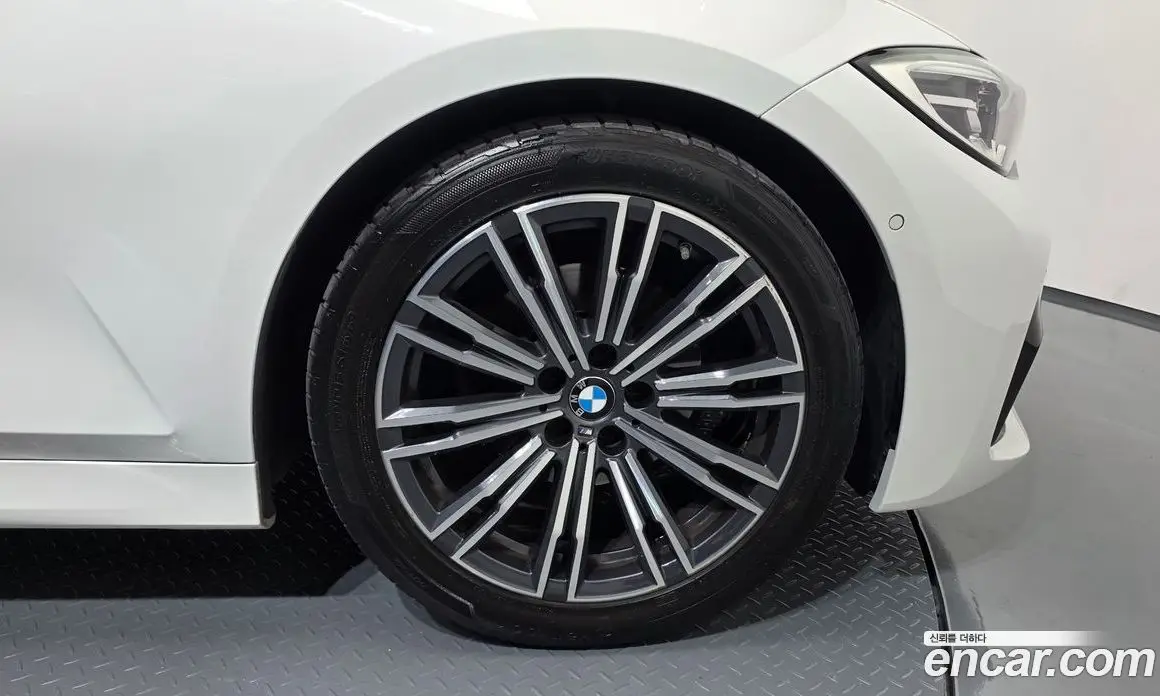 BMW 3 серия 2021 2.0 автомат (гидро), фото 6 BMW 3 серия 2021 2.0 автомат (гидро), фото 6