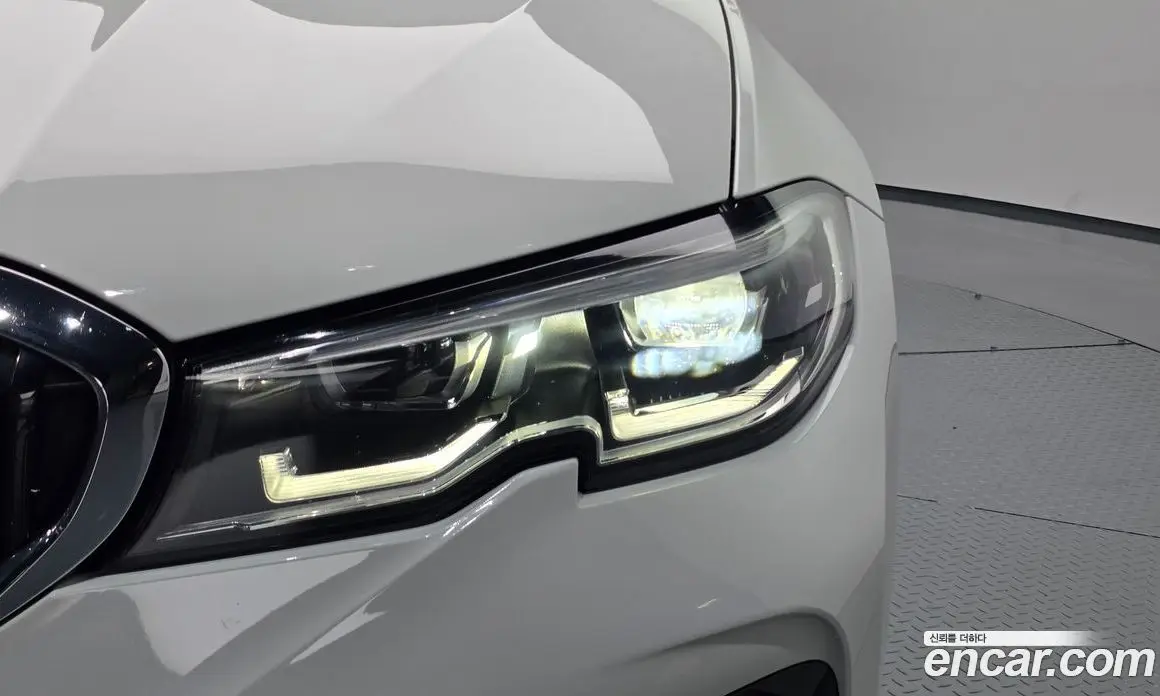 BMW 3 серия 2021 2.0 автомат (гидро), фото 7 BMW 3 серия 2021 2.0 автомат (гидро), фото 7