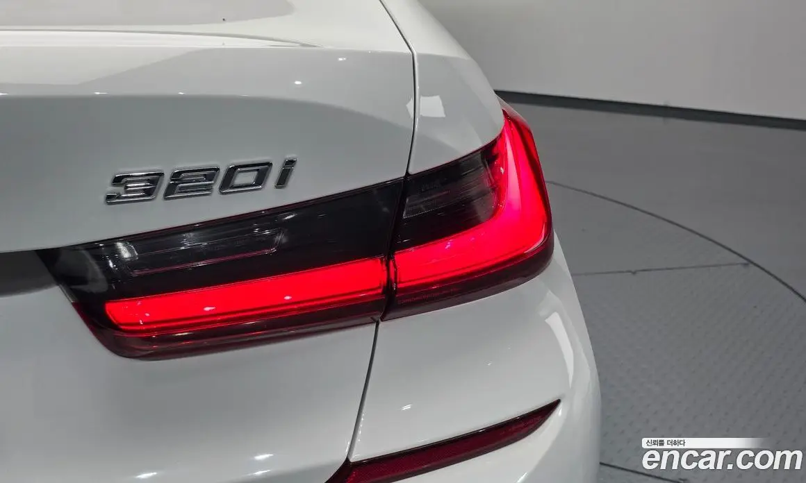 BMW 3 серия 2021 2.0 автомат (гидро), фото 8 BMW 3 серия 2021 2.0 автомат (гидро), фото 8