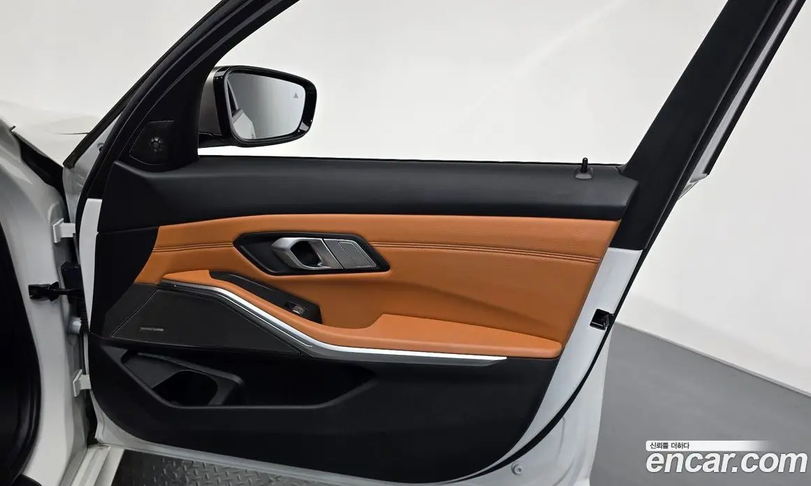 BMW 3 серия 2022 3.0 автомат (гидро), фото 13 BMW 3 серия 2022 3.0 автомат (гидро), фото 13