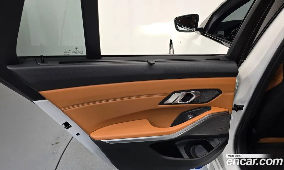 BMW 3 серия 2022 3.0 автомат (гидро), фото 14 BMW 3 серия 2022 3.0 автомат (гидро), фото 14