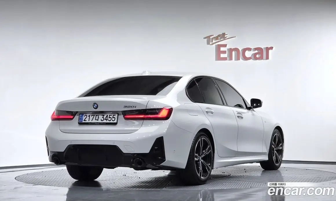 BMW 3 серия 2023 2.0 автомат (гидро), фото 1 BMW 3 серия 2023 2.0 автомат (гидро), фото 1