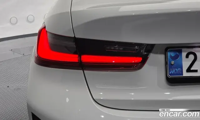 BMW 3 серия 2023 2.0 автомат (гидро), миниатюра 8 BMW 3 серия 2023 2.0 автомат (гидро), миниатюра 8