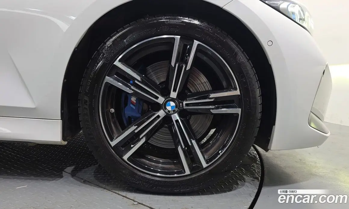 BMW 3 серия 2024 2.0 автомат (гидро), фото 7