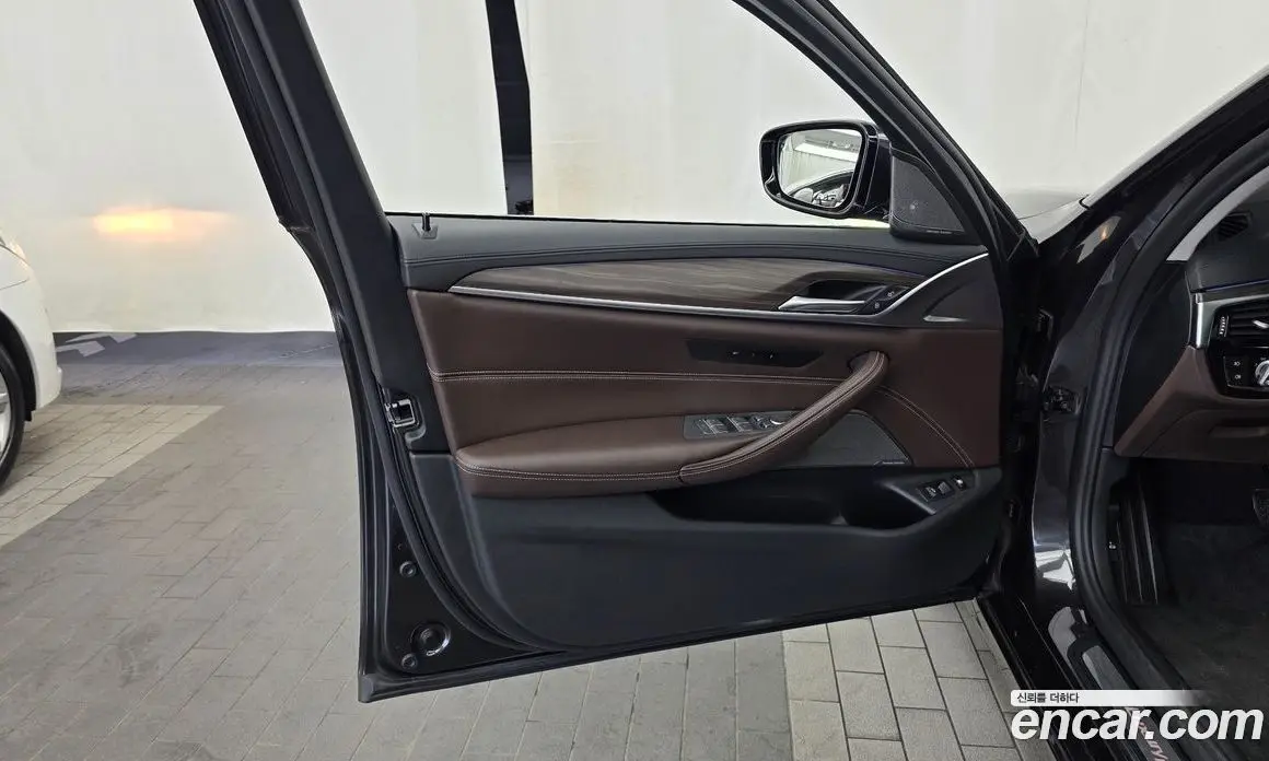 BMW 5 серия 2020 2.0 автомат (гидро), фото 13 BMW 5 серия 2020 2.0 автомат (гидро), фото 13