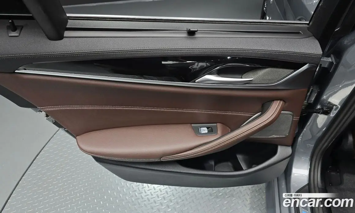 BMW 5 серия 2023 2.0 автомат (гидро), фото 14 BMW 5 серия 2023 2.0 автомат (гидро), фото 14