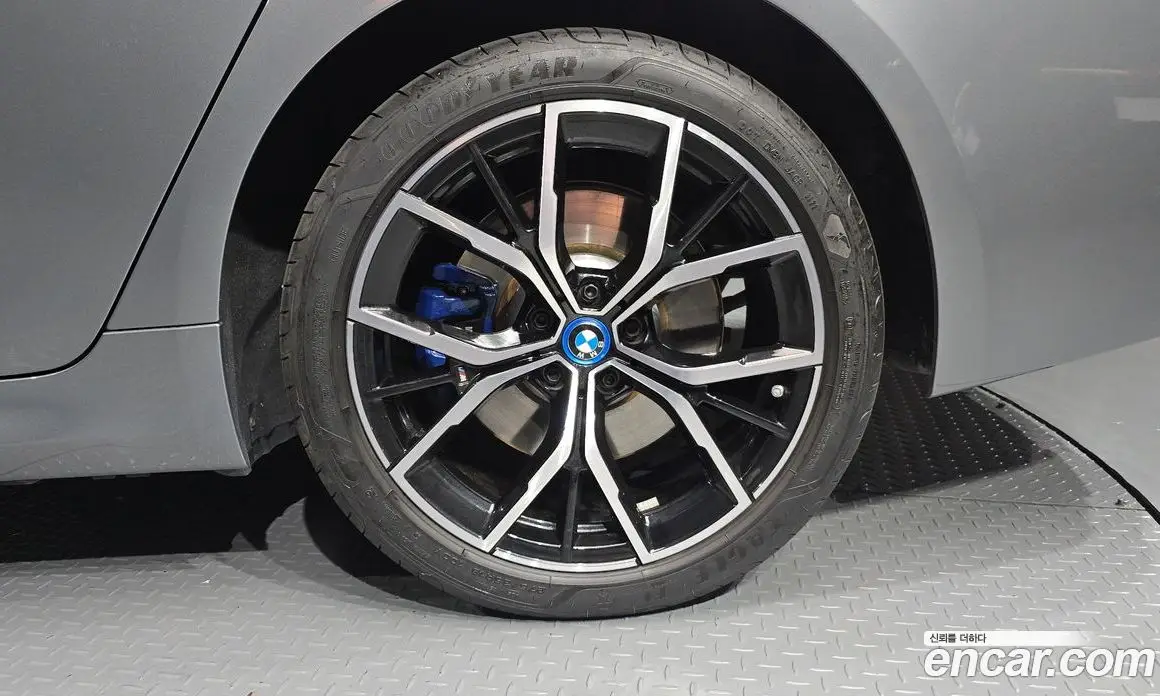 BMW 5 серия 2023 2.0 автомат (гидро), фото 6 BMW 5 серия 2023 2.0 автомат (гидро), фото 6